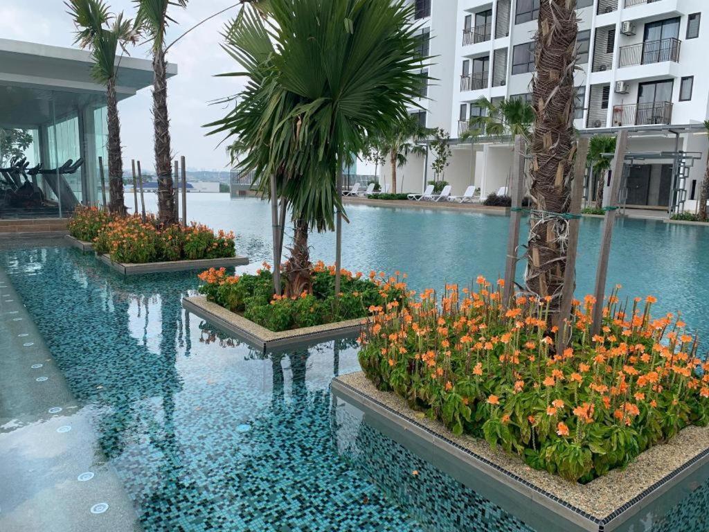 Tiara Imperio Studio 舒适和温暖环境适合情侣享受家的感觉 Kajang Esterno foto